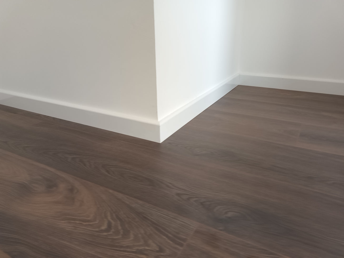 koloniale plint ral9010